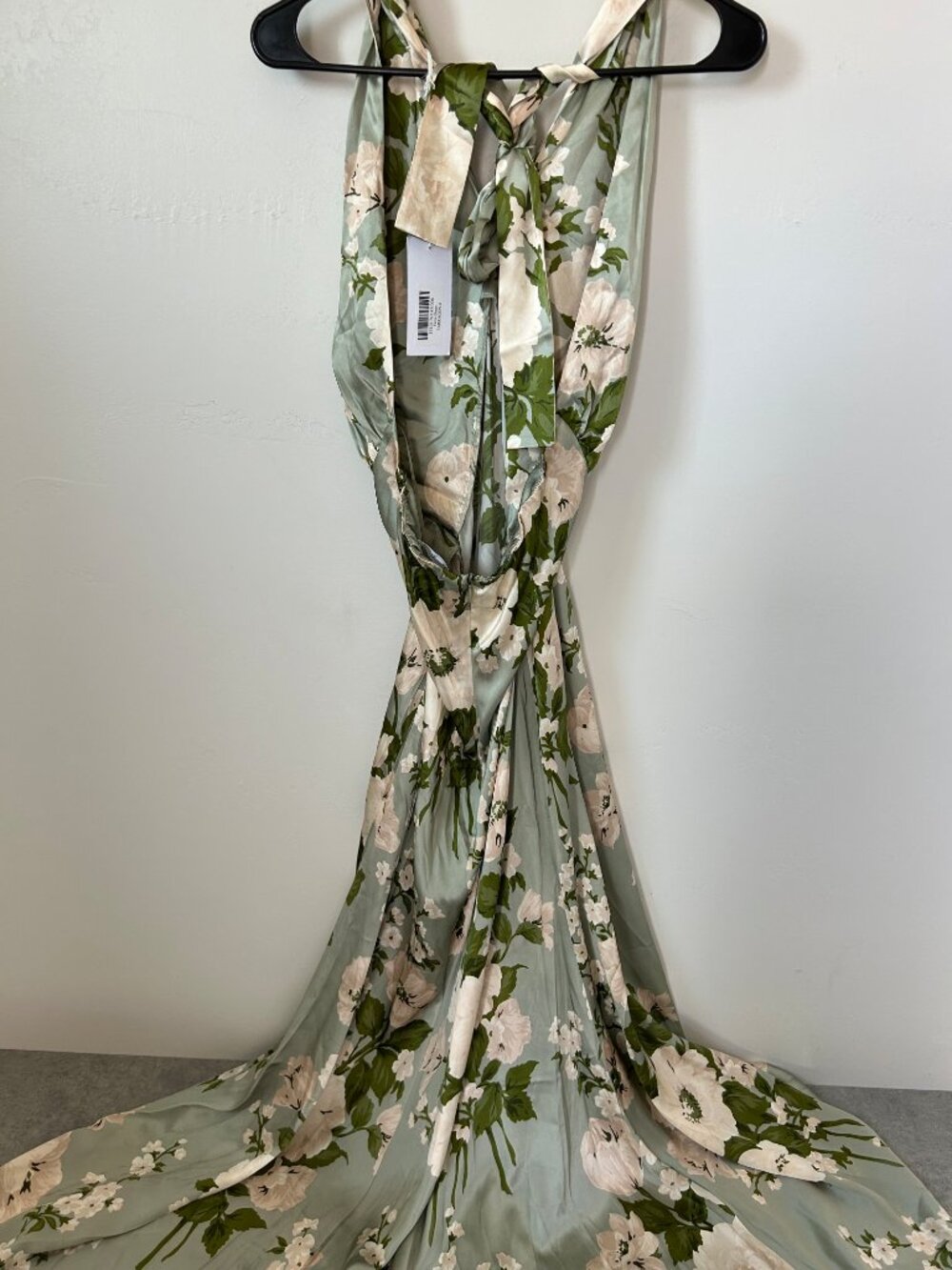 NWT Reformation Veria Silk Maxi Dress Green Floral Halter Open Back Size 6 - Picture 2 of 7